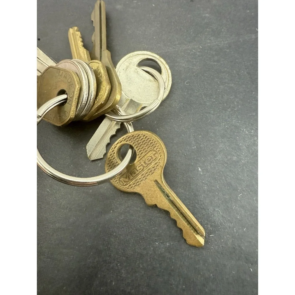 Vintage Deco Master And More Keys On Keychain